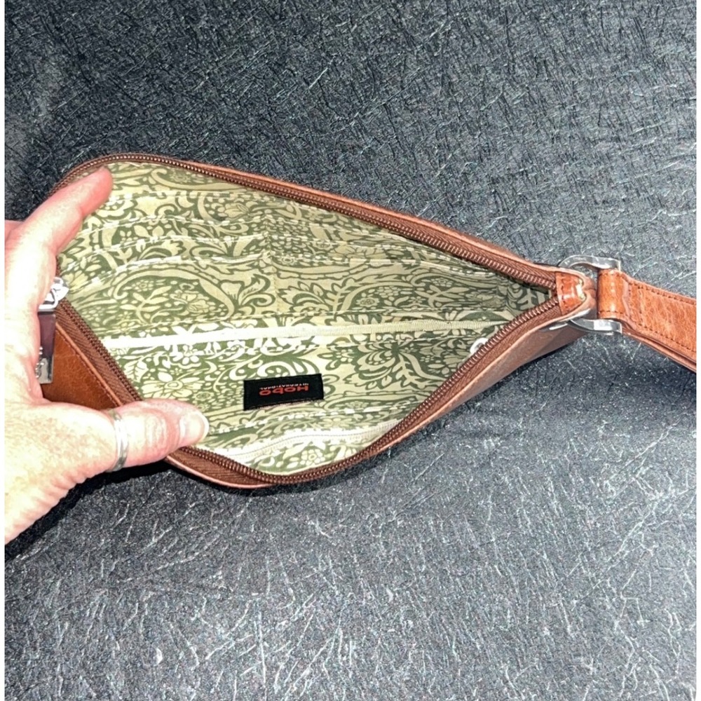 Hobo International Leather Wristlet Clutch Bag Cognac Brown - Picture 7 of 10